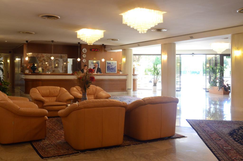 Hotel Bassetto Ferentino Exterior photo